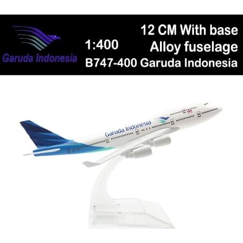 12CM 1:400 Boeing B747-400 Model Garuda Indonesia Airlines Diecast Airbus Metal Alloy Aircraft Plane Airliner Adult Kid Souvenir