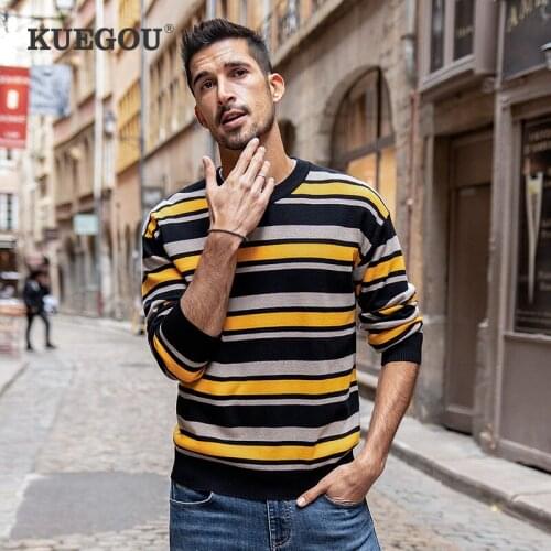 KUEGOU Autumn Winter Clothing Contrast Color Men‘s Sweater Warm Pullovers Striped Sweaters Men Knitted Fashion Top LZ-26071