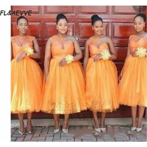2021 Ball Gown Bridesmaid Dresses Tea Length Sweetheart South African Bridesmaid Dress Lace Up Back Wedding Party Gowns