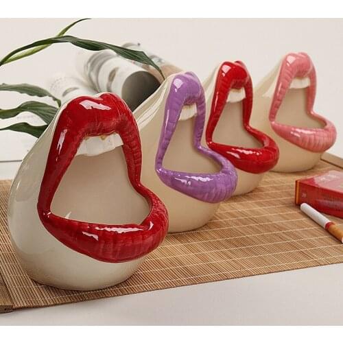 Ceramic Ashtray Cute Cartoon Ashtray Lips Creative Personality Trendy Mouth Fashion Home Mini Send Boyfriend Gift Cigarett