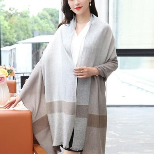 New fashion 100% merino wool women brief plaid scarfs shawl pashmina 70x200cm small tassel