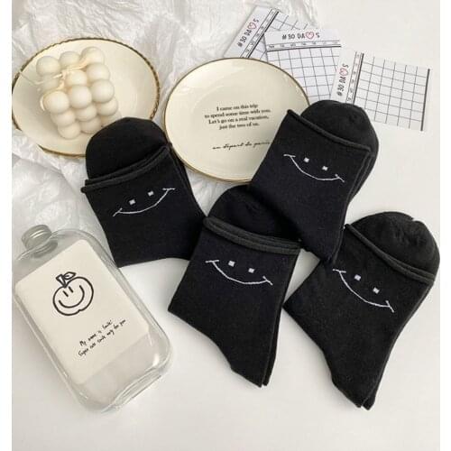 Woman Socks Black White Kawaii Cute Frilly Smiley Socks Women Smile Face Cotton Ruffle Sock Harajuku calcetines de la mujer
