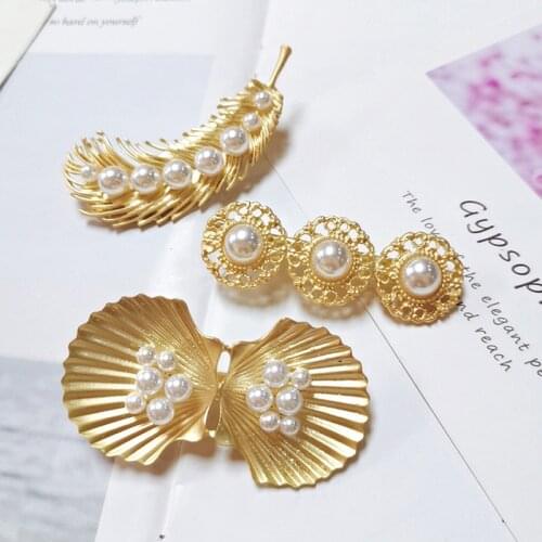 MISANANRYNE Fashion Vintage Hair Clip Leaves Shell Pearl Barrette Hairpin Hair Styling Accessories for Women Girls Side Clip