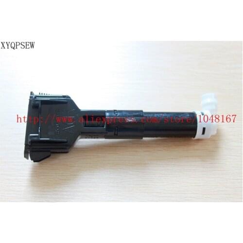 XYQPSEW For TOYOTA headlight cleaning nozzle OEM 85207-52010, 8520752010