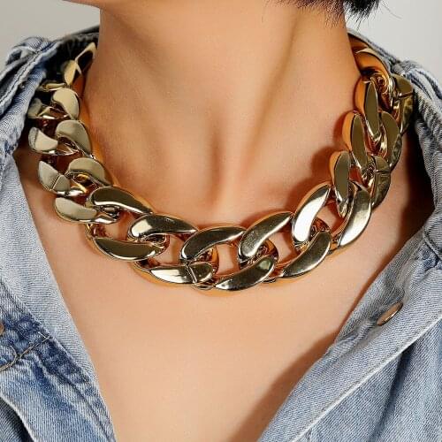 Creative Network Red Same Type of Interlocking Thick Chain Necklace Hiphop CCB Metal Clavicle Chain Neck necklaces for women