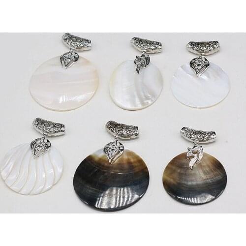 Natural Shell Pendants Necklace Accessories Round Shape White Black Shell Charms For Jewelry Making Bracelet Gift