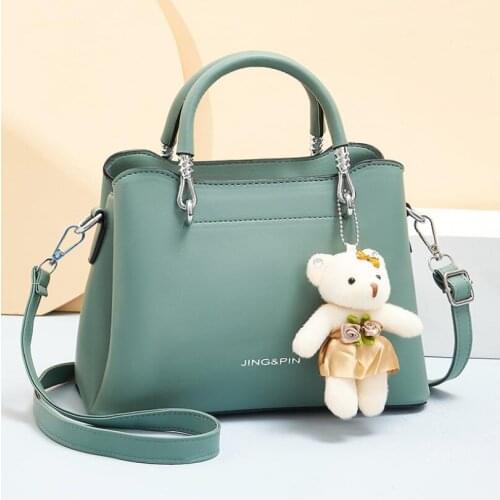 Bear Pendant Female Bag Large Capacity Multi-Layer Female Handbag 2021 New Fashion Casual Lady Shoulder Bag Messenger Tote Bag