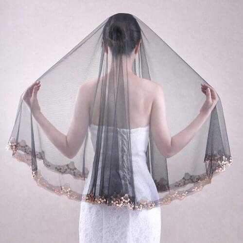 ZMV57 Fashionable Short Bride Veil with Gold Embroidery Black Wedding Tulle with Appliqued Edge for Women Headband with Veil