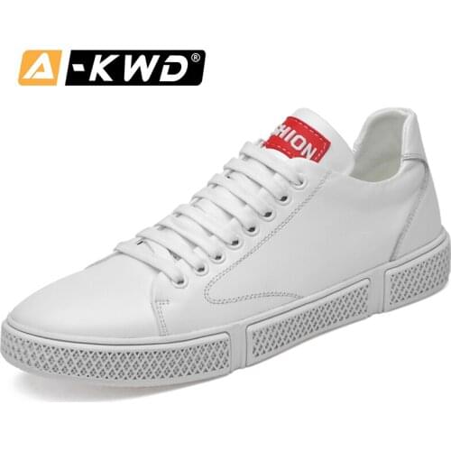Black Sneakers Men 2019 Fashion Big Size Men 37-47 Wear Resistent Lether Shoes Men Sneakers High Top Mens Shoes Casual Trainers