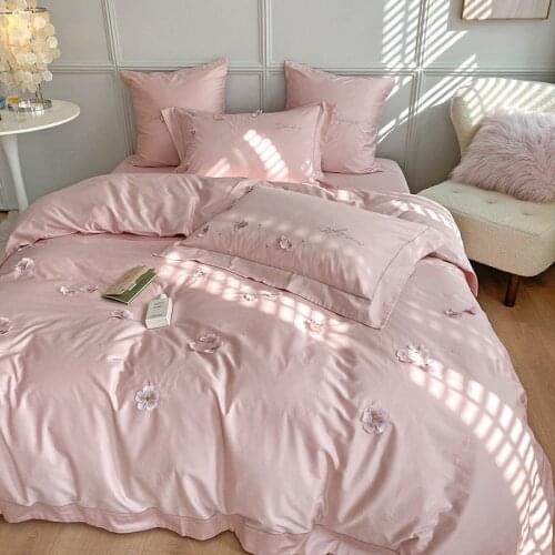 Small Fresh Bedding Set Princess Style 100 Cotton Duvet Cover Sheet Four-piece Simple Pure Color Embroidered Bedding