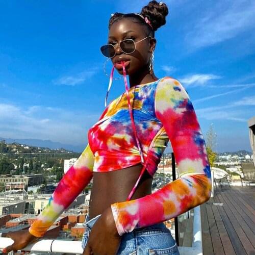 Autumn Womens Tie-dye T-shirt Long-sleeved Round Neck Short Top, Slim Sexy Ladies Bottoming Shirt, Hip-hop Street Wear