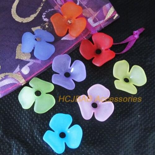 25 New Acrylic Charms Plastic Flower Spacer Beads End Caps Mixed 22mm