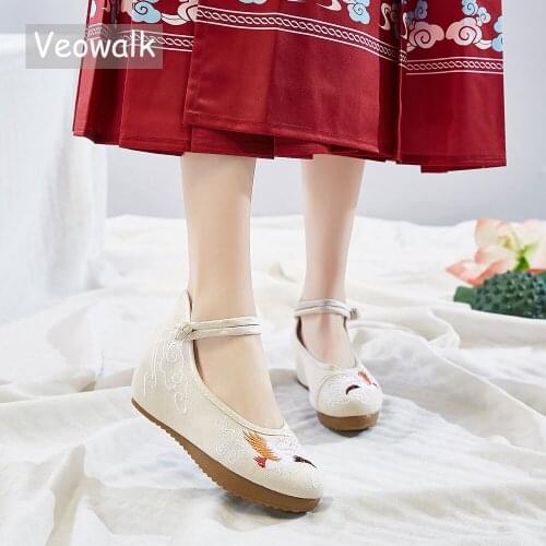 Veowalk Crane Embroidered Women Canvas Hidden Platforms Shoes Chinese Style Ladies Comfortable Cotton Fabric Embroidery Shoes