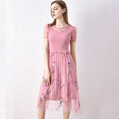 Miyake Pleated Dress Summer Womens 2020 New Heavy Embroidered Round Neck Short Sleeved Slim Fresh Perspective Gauze Dress Midi