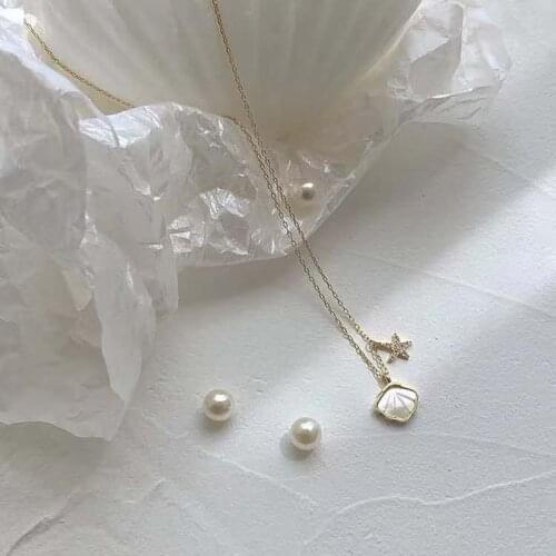 2021 Delicate Shell Charm Necklace For Women Star Rhinestone Pendant Clavicle Chain Necklace Chocker Minimalist Jewelry Wholesal