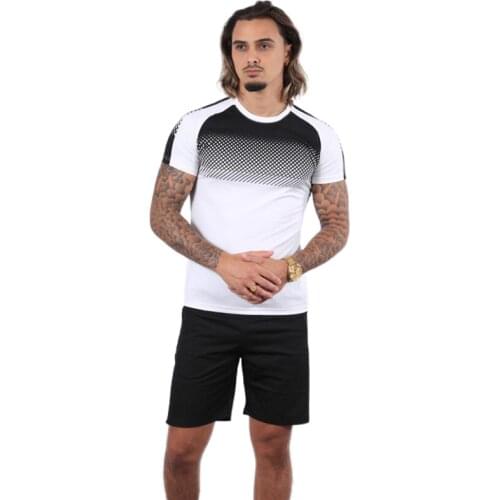 2021 Summer Mens New European And American Fashion Short-Sleeved Outdoor Sports Shopping Slim T-Shirt + Shorts Suit 2-Piece Set
