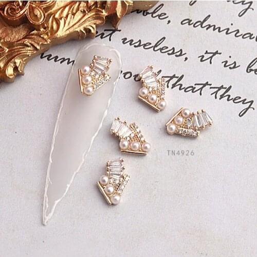 5pcs TN4926 Gold Crystal Pearl Zircon shell Nail Art Rhinestone metal manicure nail accessories Nail Decoration 3D Nails charms
