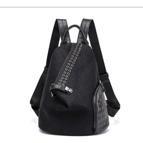 Womens Backpack Rivet Dumplings Bag School Bags for Teenage Girls Bagpack Genuine Leather Both Shoulders Bag Women Backpacks