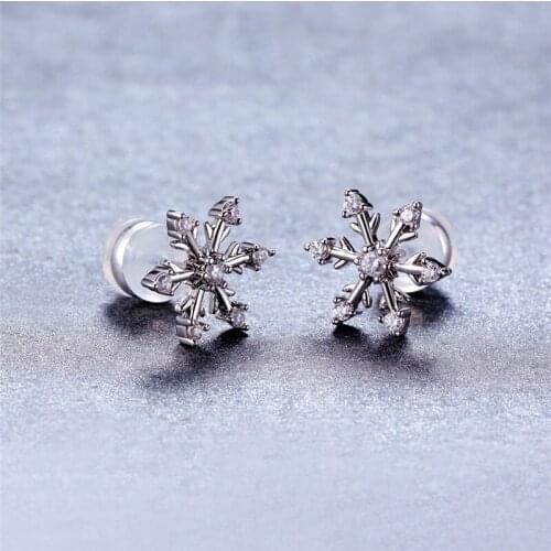 White Zircon Cute Snowflake Stud Earrings Luxury Crystal Small Stone Earrings For Women Wedding Jewelry Silver Color Earrings