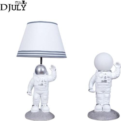 Nordic astronaut table lamp for coffee store dining room bar children bedroom desk lamps art deco led luminaire kids night light