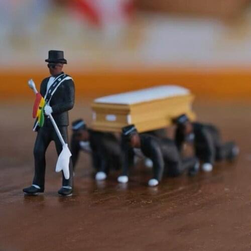 2020 Cosplay Ghana Funeral Dancing Team Pallbearers Coffin Dance Figure 10cm Height