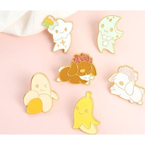 Cartoon Banana Star Moon Fruit Bulk Cute Brooches for Kids Friends Shirt Backpacks Lapel Pin Jewelry Gift Wholesale Enamel Pins