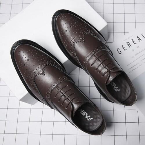 Formal Genuine leather Men brogue shoes Waterproof fashion Mens Dress Shoes men casual Shoes ruber Zapatos Hombre
