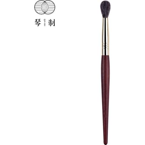 QINZHI Professional Handmade Make Up Brush 307 Nose Eye Shadow Blending Brush Soft Blue Squirrel Goat Hair Makeup Brushes