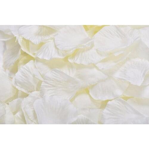 5,000pcs 4.5*4.5cm Cream Rose Flower Leaves Petals For Wedding Party Holiday Venue Decoration Color-7