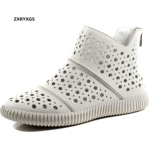 2020 New Top Cowhide Hollow Shoes Summer Leather Sandals Light Soft Comfort Casual Sandals Flat Summer Boots Fashion Sandals