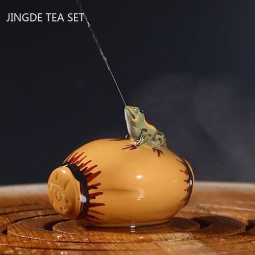 1PCS Yixing Purple Clay Tea Pet Lotus Root Festival Frog Sculpture Ornaments Desktop Crafts Handmade Tea Decoration Accessories