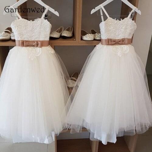 2020 Ivory Lace Flower Girl Dresses Appliques Spaghetti Straps A-line Tulle Scoop Baby Girl Prom Dresses Bow Sashes