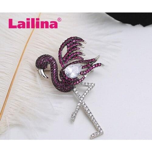 Fashion Ostrich Brooches Charm Rhinestones Women Jewelry Brooches Christmas Gifts New Year Gifts Sweater Accessory