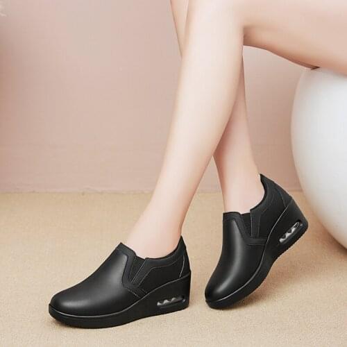 Women Running Shoes Lightweight Lace Up Sneakers Breathable leather Non Slip Sport Shoes Jogging Athletic Black Basket Footwear