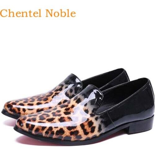 2020 Chentel Noble Manual Gentleman Leopard Print Fashion Mens Dress Shoes Genuine Leather Flat Mens Shoes Zapatos De Hombre