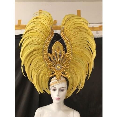 Lo spettacolo di danza copricapo di piume di accessori di abbigliamento La FESTA La Maschera IL Festival