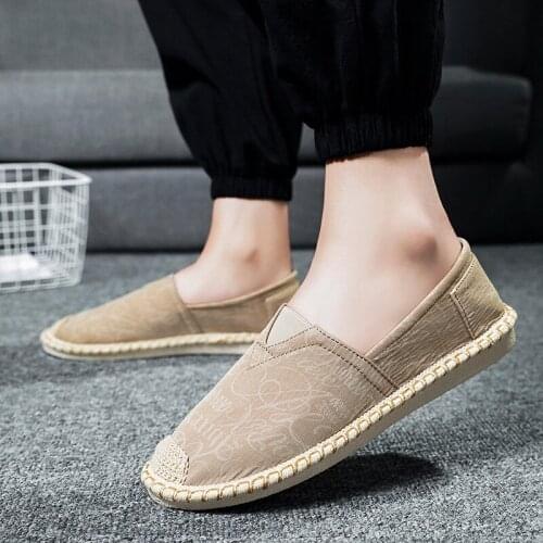Men Shoes Trend Casual Sneakers Shoes Men Breathable Slip on Loafers Summer Fashion New Canvas Fisherman Shoes Male 2021