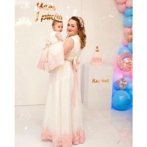 Elegant White Mother Daughter Dresses Pink Lace White Mom Kid Matching Dresses Girls Fist Communion Mom Kid Matching Dress
