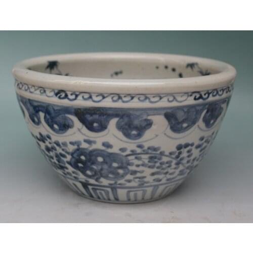Exquisite Chinese Classical Blue and White Porcelain Big Bowl Painted With Fish and Lotus