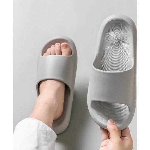 Men Women Slippers Sandals Flip Flops Bathroom Quick Dry Summer Fashion Flats Breathable Non-Slip Shoes Home Slides Casual