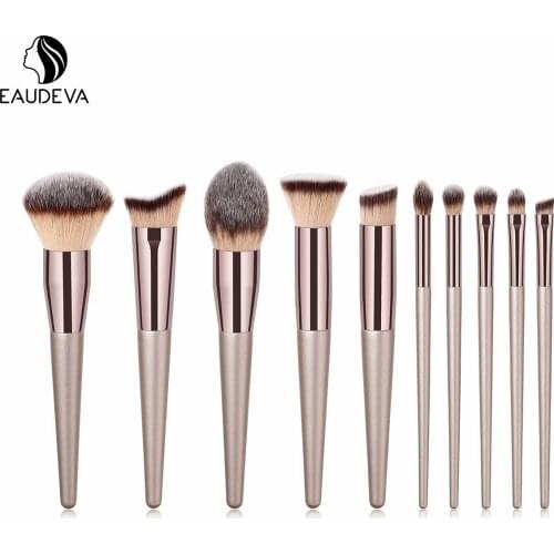 10PCS Makeup Brushes Cosmetic Set Wooden Handle Eyebrow Eyeshadow Foundation Brush Big Powder Blusher lip Brush