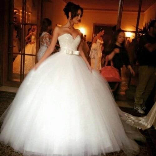 Fashion Sweetheart Ball Gown Tulle Wedding Dresses Robe De Mariee Sparkly Beaded Sash Floor-Length Formal Bride Dress Plus Size