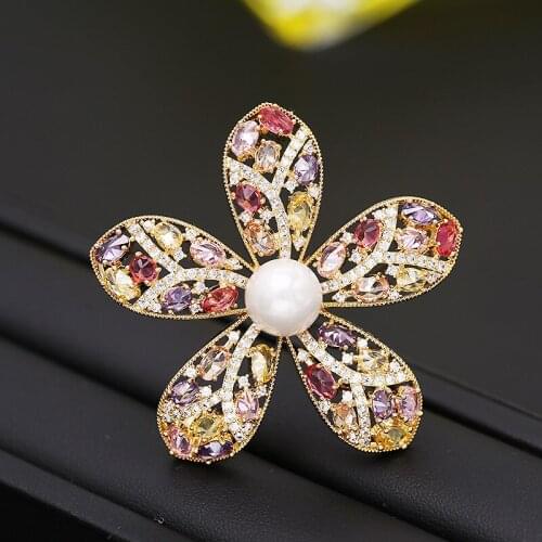SWOUR New Fashion Jewelry Zirconia Colorful Crystal Five Leaf Flower Pearl Apparel Party Brooch Pin Collar Top QualityFemme S554