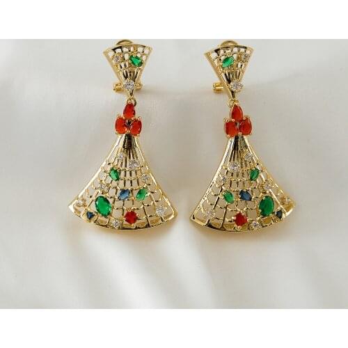 Inlaid Color Crystal Fan Shaped Shining Earring For Women 2021 Spring New Arrival Design Wedding Trend