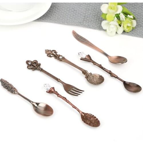 6 Pieces/set Spoion Vintage Royal Style Flower Carved Spoon and Fork Set for Coffee Tea Milk Dessert Fruit