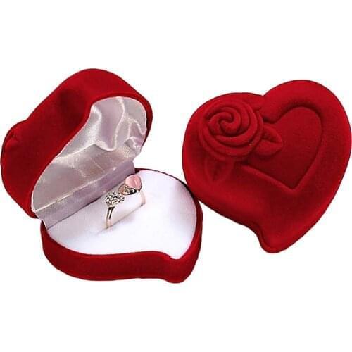 Red Heart Shape Velvet Ring Box Jewelry Display Engagement Wedding Jewelry Boxes Rose Flower Design Gifts Holder For Couple