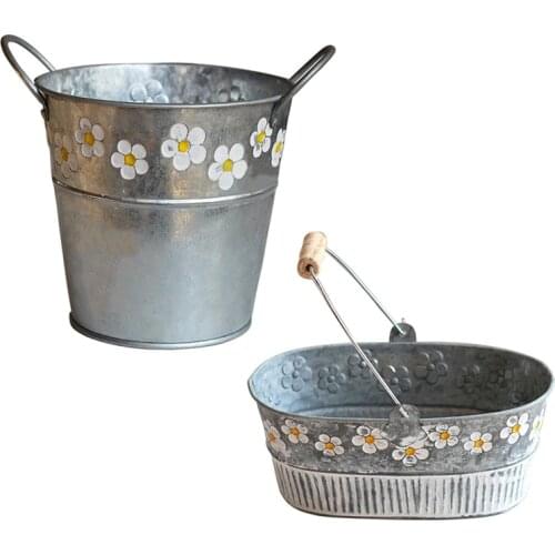 Pastoral Embossed Iron Flower Creative Old Flower Pot Nordic Retro Living Room Tin Vase Home Garden Deco Dried Flower Bonsai Dec