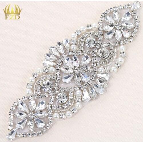 30pcs) Wholesale Handmade Hot Fix Sew On Rhinestone Beaded Clear Crystal Applique for Wedding bridal Belt