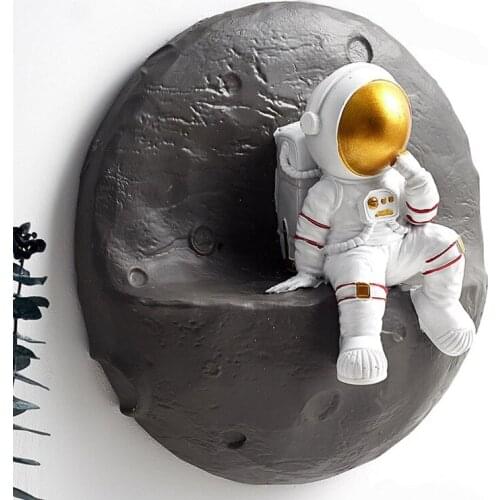 European Resin Space Astronaut Wall Ornament Living Room Bedroom TV Background Wall Decoration Crafts Childrens Room Decoration