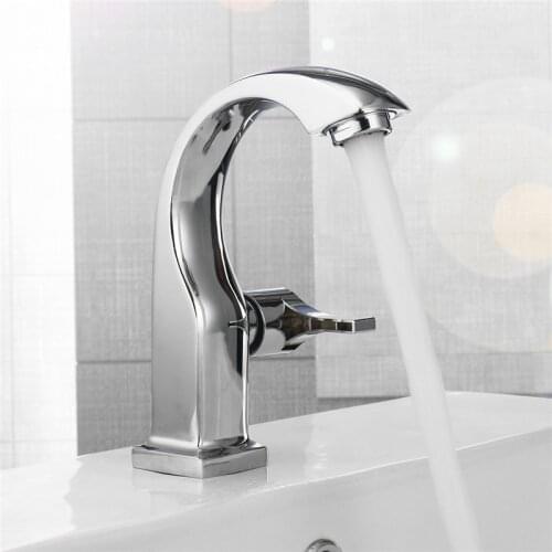 Chrome Single Handle Bathroom Basin Faucets Deck Mounted Kitchen Single Hole Bath Tap Single Cold Water Tap Copper Alloy Faucet